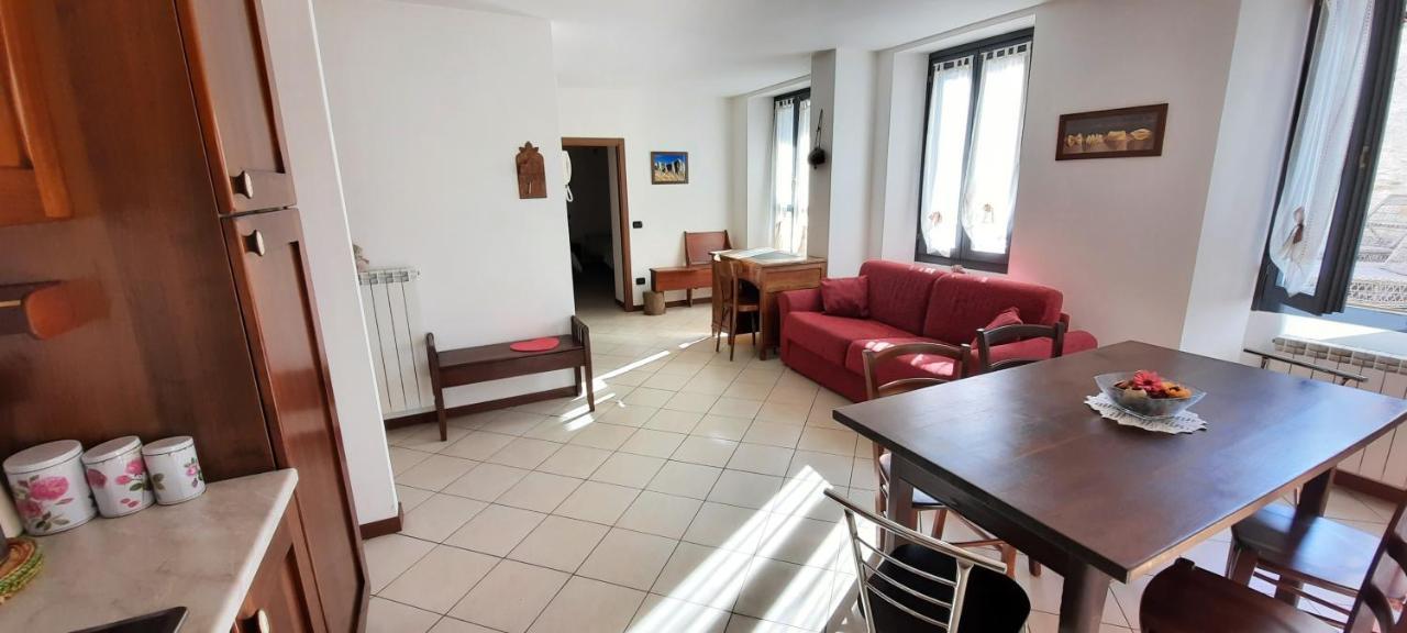 Buglio in Monte Residenza Antica Corte Villa Picta מראה חיצוני תמונה