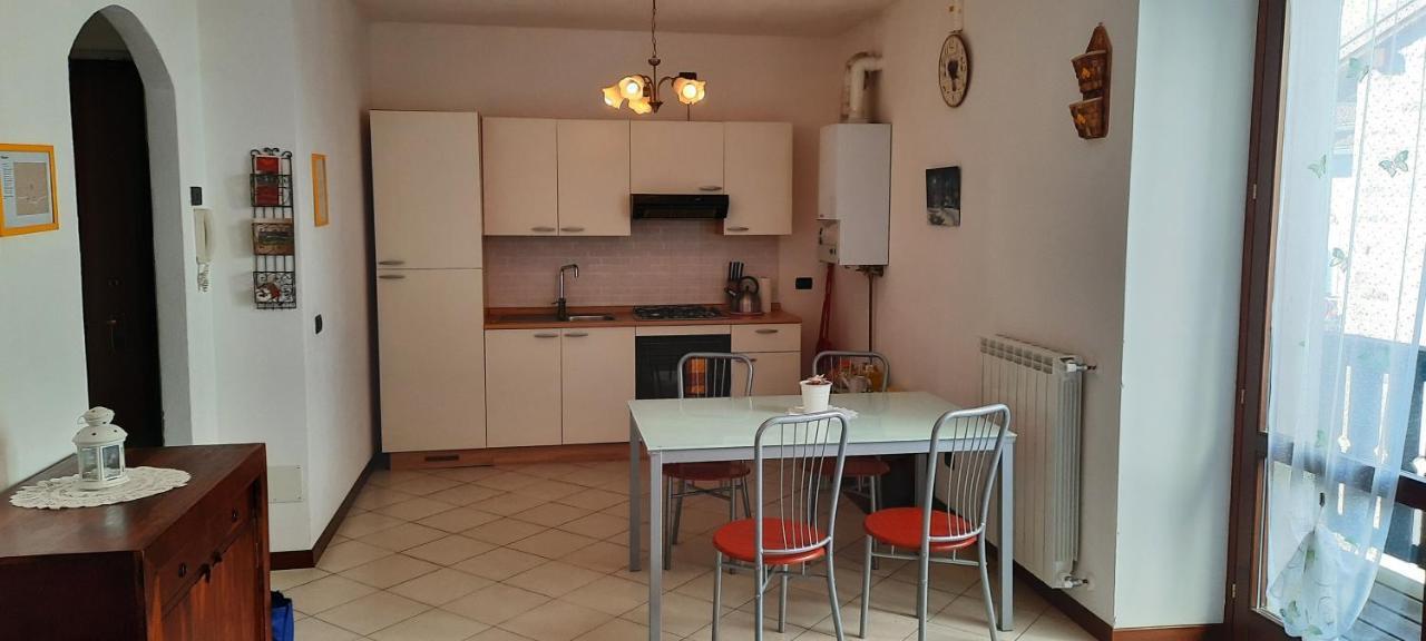 Buglio in Monte Residenza Antica Corte Villa Picta מראה חיצוני תמונה