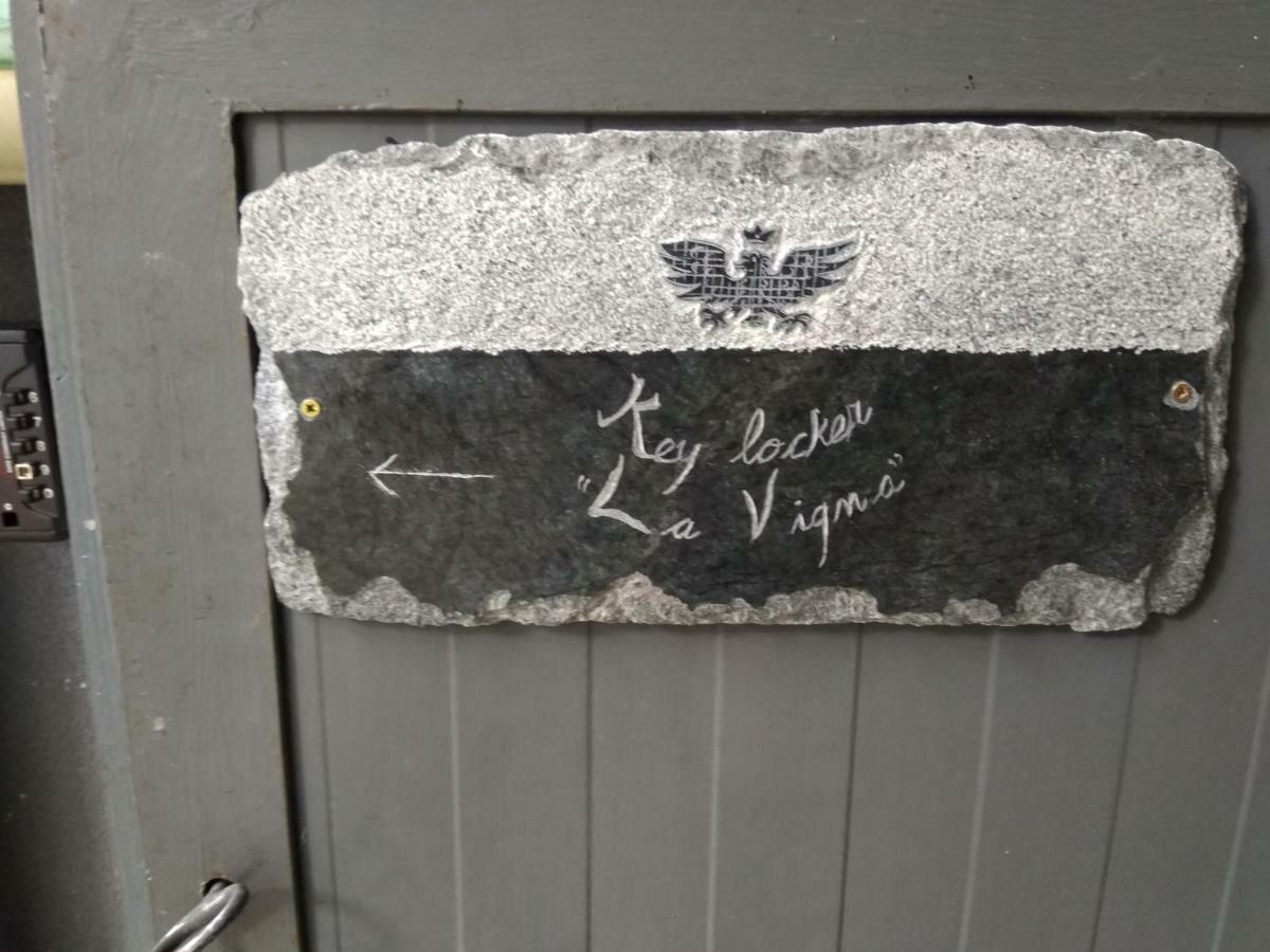 Buglio in Monte Residenza Antica Corte Villa Picta מראה חיצוני תמונה