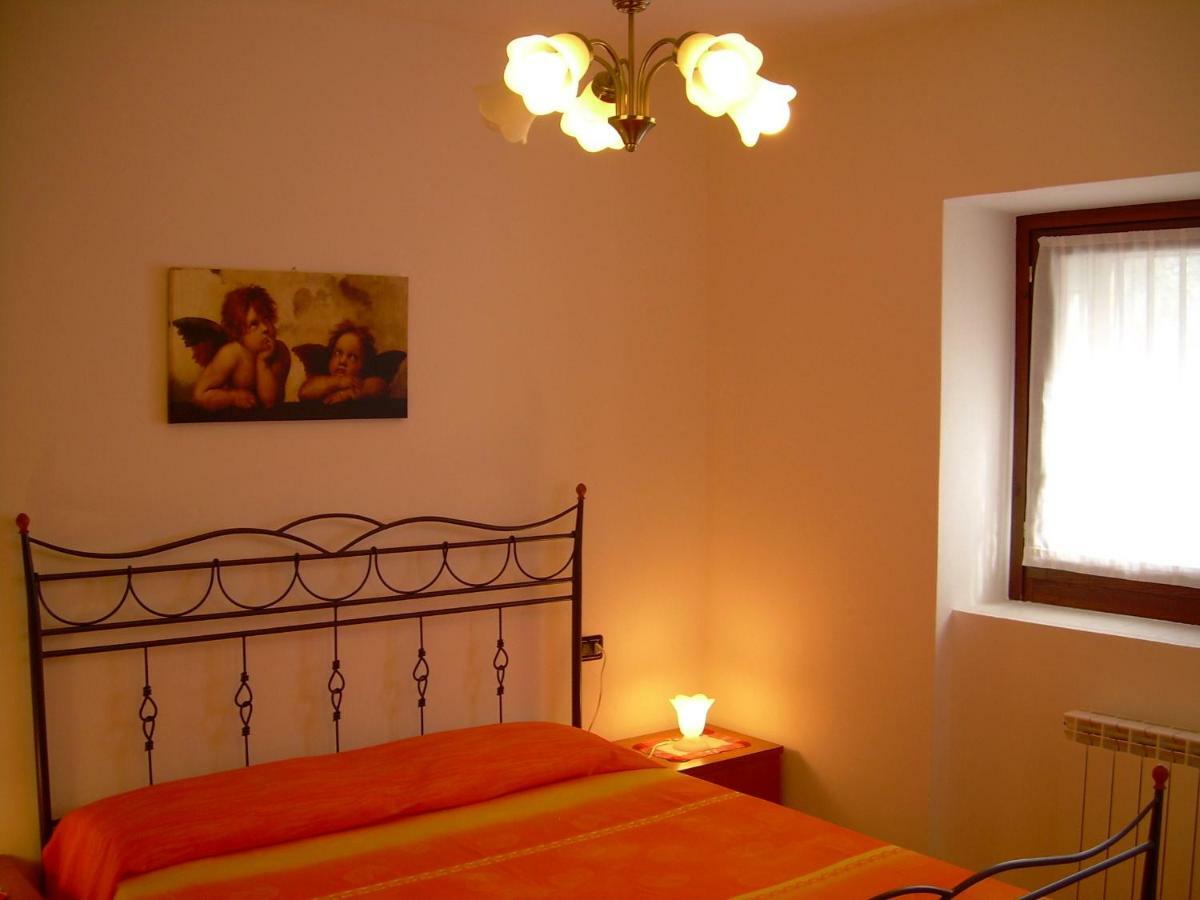 Buglio in Monte Residenza Antica Corte Villa Picta מראה חיצוני תמונה
