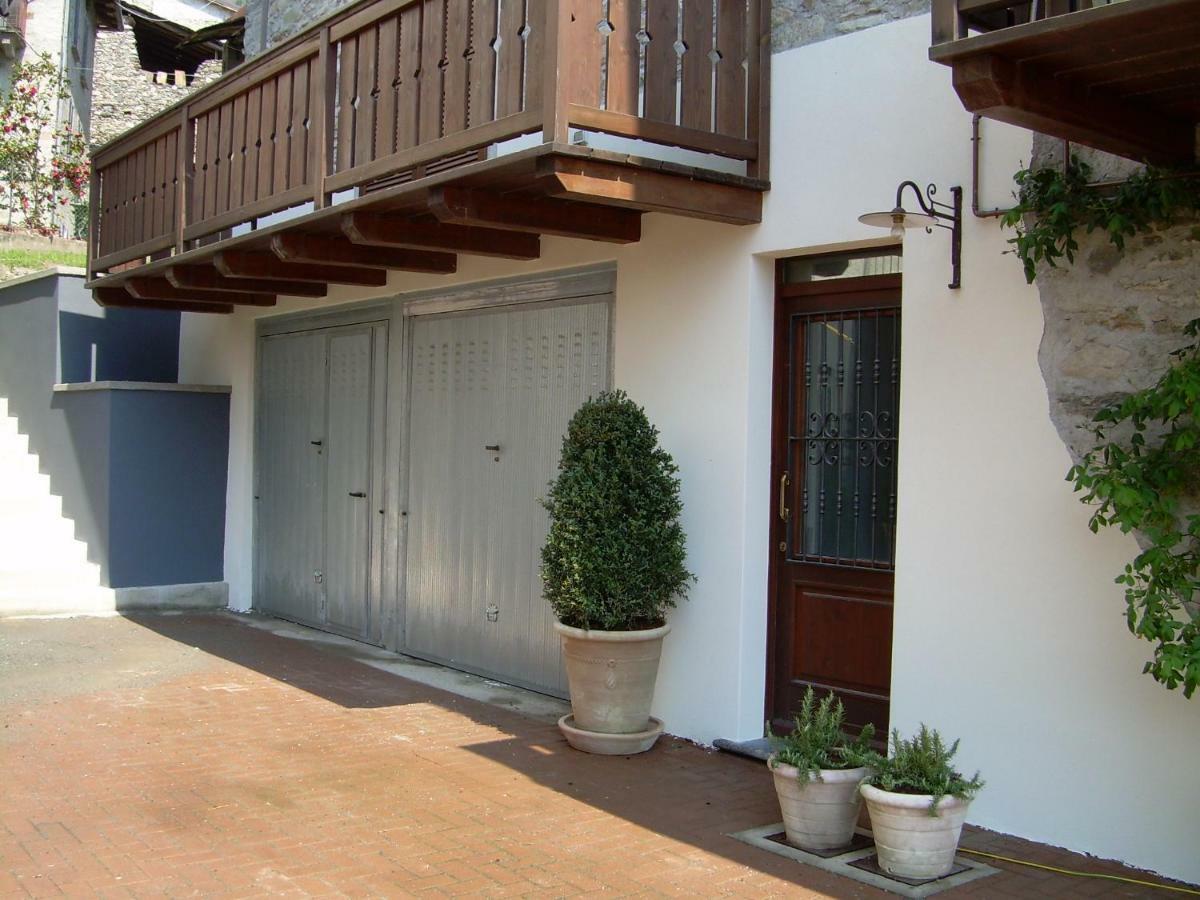 Buglio in Monte Residenza Antica Corte Villa Picta מראה חיצוני תמונה