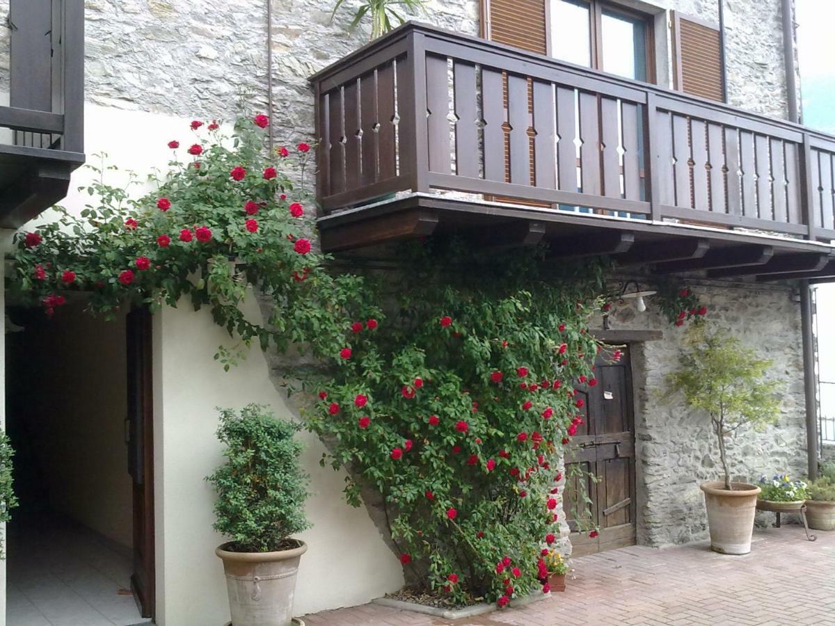 Buglio in Monte Residenza Antica Corte Villa Picta מראה חיצוני תמונה